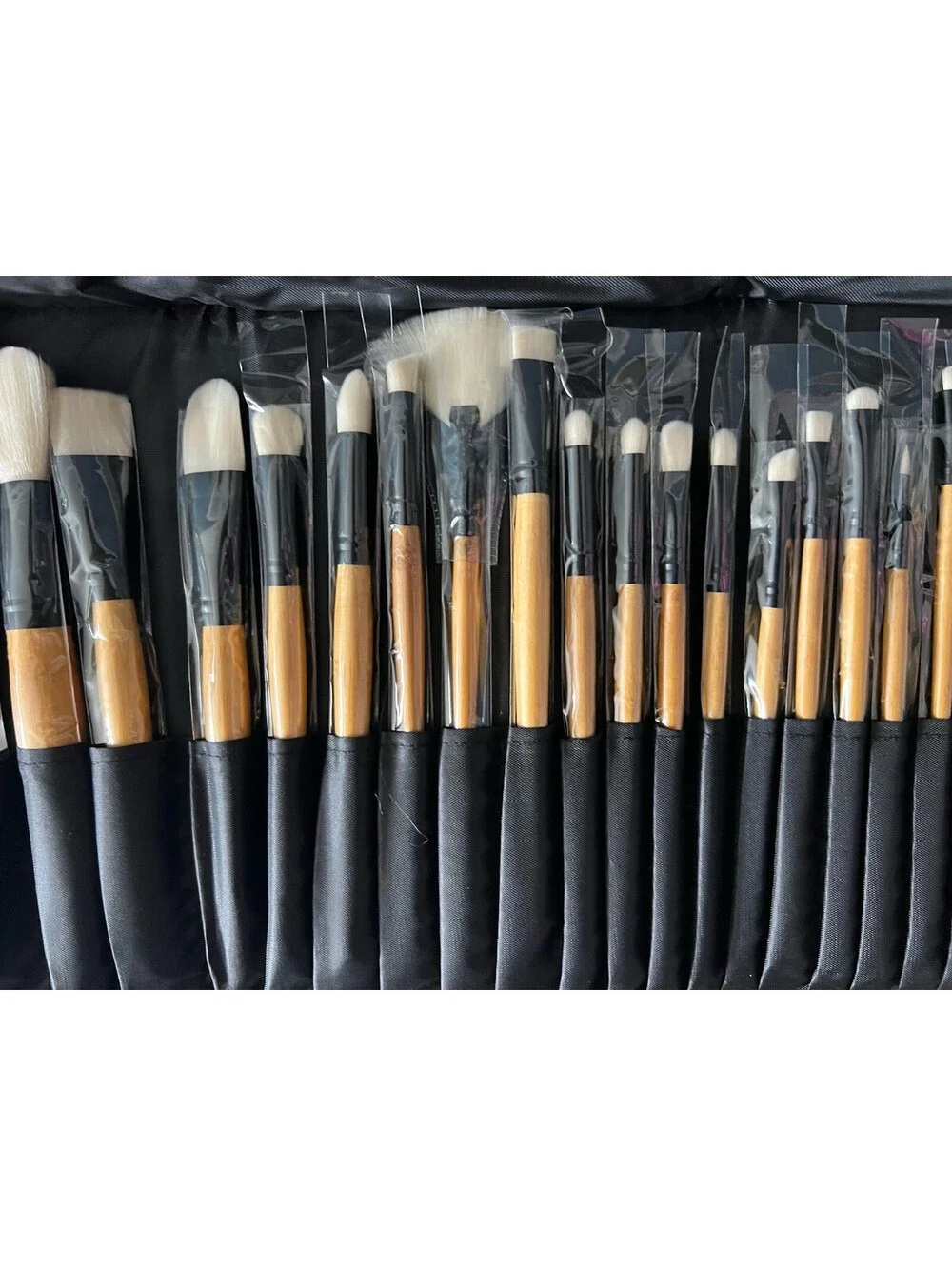 New Coastal Scents Elite 24-Piece Brush Set Bamboo Collection AUTHENTIC